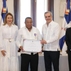 El presidente Luis Abinader reconoce con Medalla Presidencial al Mérito Civil a 8 músicos típicos