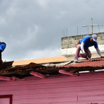 Comienzan reparaciones de viviendas y negocios en alrededores de explosión en San Cristóbal