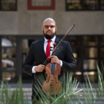Keny Gómez: barítono y pionero en graduarse de dos instrumentos