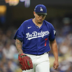 Policía busca testigos para el arresto de Julio Urías, lanzador de los Dodgers de Los Angeles