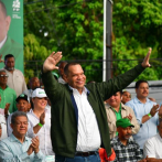 Carlos Guzmán es proclamado por Leonel como candidato a la Alcaldía de SDN por la FP