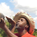 Brujos haitianos practican rituales ante el río Masacre