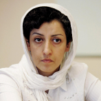 La nobel de la paz iraní pone fin a su huelga de hambre tras ser examinada en un hospital