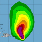 El huracán Tammy se aleja del Caribe sin nuevas amenazas en tierra