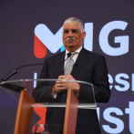 Miguel Vargas es juramentado como candidato presidencial por el Partido Revolucionario Dominicano