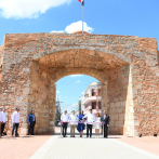 Turismo inaugura remozamiento de la Puerta de la Misericordia tras invertir RD$17 millones
