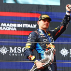 Max Verstappen sufre pero conquista el Gran Premio de Emilia Romaña