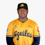Águilas adquieren al zurdo Enny Romero desde Leones