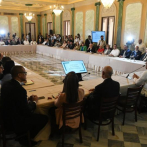 Se realizan a puertas cerradas debates de juristas y Poder Ejecutivo