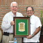 Estrellas Orientales ratifican a Feris como presidente y nombran a Mallén presidente Ad-Vitam