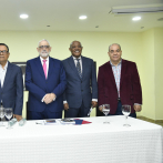 El libro Poemas del mar y otros amores