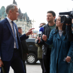 Carney promete unión en lucha contra Trump