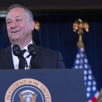 Gobierno de Trump despide de su cargo al esposo de Kamala Harris