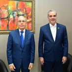 Abinader se reúne por segunda vez con Danilo Medina en lo que va de su administración