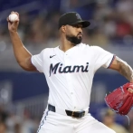 Sandy Alcántara lanza siete sólidas entradas, pero Atlanta derrota a los Marlins