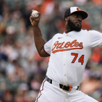 Félix Bautista enfrenta larga recuperación tras cirugía de hombro