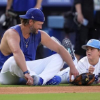 Clayton Kershaw acapara los aplausos en su último juego de campaña regular en Dodger Stadium