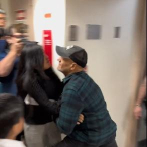 Nueva York: Despiden a agente que tiró al suelo a una inmigrante en edificio federal