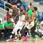 Bameso y San Lázaro triunfan para mantener liderato en el grupo B del TBS Distrito