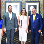 Obstáculos en las calles aíslan a las personas ciegas en RD