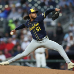 Freddy Peralta es adquirido por los Mets de Nueva York desde Milwaukee