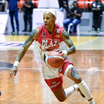 Oliver García anota 42 y Plaza Valerio se impone a Pueblo Nuevo