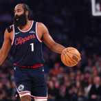 James Harden es cambiado a Cleveland por Darius Garland