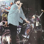 Juan Luis Guerra: de la bicicleta del 2000 a los drones del 2026, sube la bilirrubina en Santiago