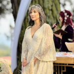 Periodista colombiana se casa consigo misma en una ceremonia simbólica