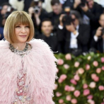 Anna Wintour aplaude el trabajo de Jeff Bezos y su esposa en la Met Gala pese a críticas