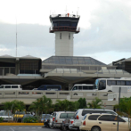 Aeropuerto Internacional de Las Américas vuelve a la normalidad tras desprendimiento en una pista