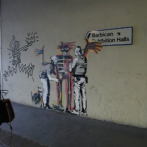 Video: El grafitero Banksy reaparece en Londres con dos nuevos murales