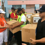 Daddy Yankee entrega 400 cajas de alimentos a damnificados al norte de P.Rico