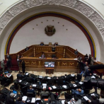 Guardia venezolana impide acceso a diputados opositores a sede del Parlamento