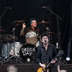 VIDEO | Green Day vuelve a sus orígenes punk y despotrica contra Trump en Chile