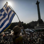 Grecia repartirá entre población 1,400 millones euros del excedente fiscal