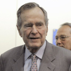 Bush padre se disculpa con mujer que denunció otro tocamiento inapropiado