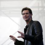 Jim Carrey exhorta a usuarios a salirse de Facebook