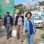 Defensora del Pueblo visita dos barrios para escuchar a familias que serán desalojadas