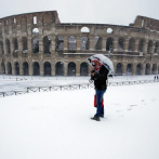 Una nevada poco habitual cubre Roma de blanco