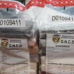 Decomisan 23 paquetes de cocaína en el AILA