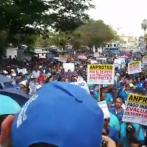 En vivo: Profesores se concentran frente al Ministerio de Educación por varias reivindicaciones
