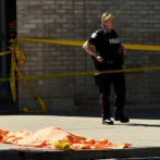 Furgoneta arrolla a un grupo de personas en Toronto y se da a la fuga