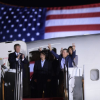 Trump recibe a los estadounidenses liberados por Pyongyang