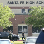 Hallan artefactos explosivos en la escuela del tiroteo de Texas