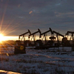 El petróleo de Texas baja un 1,21 % y cierra en 64,73 dólares el barril