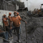 Trasladan a EE.UU. a seis niños guatemaltecos heridos por el volcán de Fuego