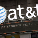 Futuro de fusión de AT&T y Time Warner, en manos de un juez