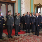 Presidente juramenta nuevos jefes militares