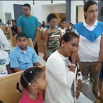 Ofician misa por primer aniversario del asesinato de Emely Peguero